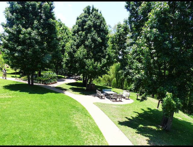 1 BEDROOM FLAT TO LET IN DOUGLASDALE